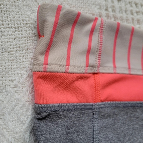 Lululemon Inspire Tight II (Mesh)- In Grey/ Butter Pink - Picture 14 of 14